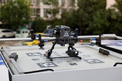 照顾挪动版无人机管控设备 